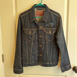 NWOT Levis NFL Carolina Panthers Denim Trucker Jacket Special Edition Size Small